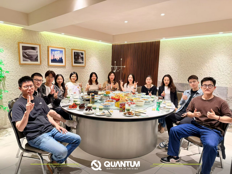 QUANTUM Holds Team-Building Event